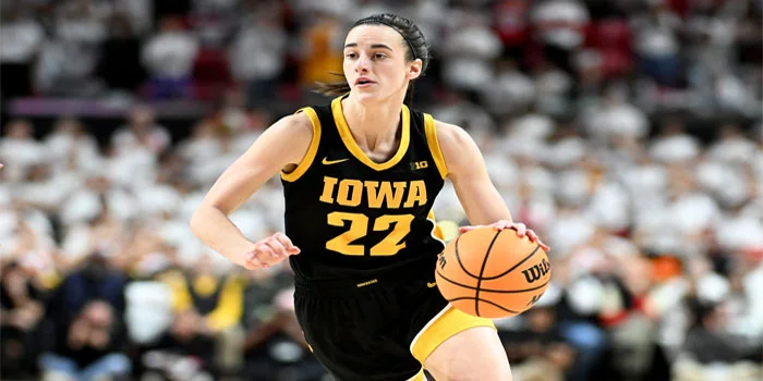 ​Caitlin Clark Menciptakan Sejarah Rekor Assist Terbanyak di WNBA!​